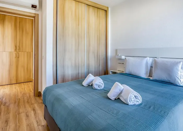 Quinta Dos Arcos 2br W/ Ac & Pool By Lovelystay Lägenhet